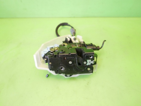 Centralny zamek drzwi lewy tył 7L0839015 7pin VW GOLF V 1K HB 5D 03-09