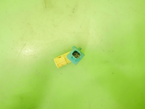 Czujnik uderzeniowy lewy tył 1K0909606 5WK43273 VW GOLF V 1K 1.4 16V 03-09