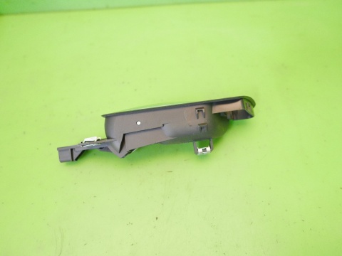 Klamka wewnętrzna lewa przód 1K1837113 VW GOLF V 1K HB 5D 03-09