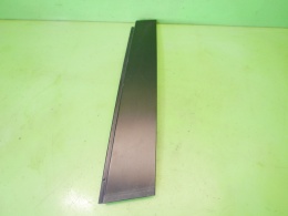 Listwa nakładka słupka drzwi lewa tył 1K6839901C VW GOLF V 1K HB 5D 03-09