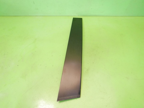 Listwa nakładka słupka drzwi lewa przód 1K4837901A VW GOLF V 1K HB 5D 03-