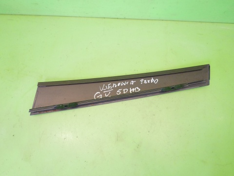 Listwa nakładka słupka drzwi lewa przód 1K4837901A VW GOLF V 1K HB 5D 03-