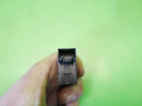 Przełącznik szyby prawy przód 1F0959855 VW GOLF V 1K 03-09