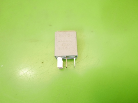 Przekaźnik 449 1K0951253 0332011100 VW GOLF V 1K 1.4 16V 03-09