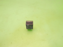 Przekaźnik 404 7M0951253C 0332201102 VW GOLF V 1K 1.4 16V 03-09