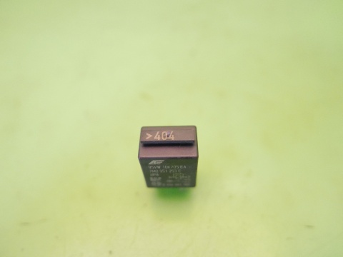 Przekaźnik 404 7M0951253C 0332201102 VW GOLF V 1K 1.4 16V 03-09