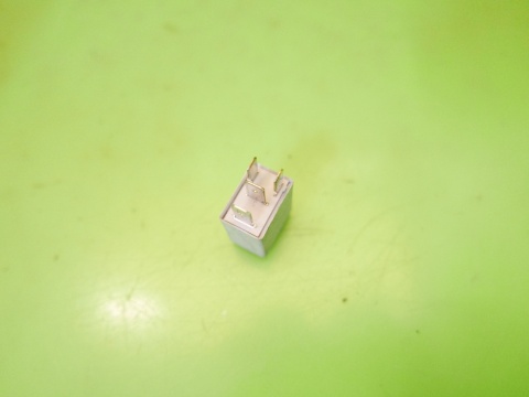 Przekaźnik 449 1K0951253 0332011100 VW GOLF V 1K 1.4 16V 03-09