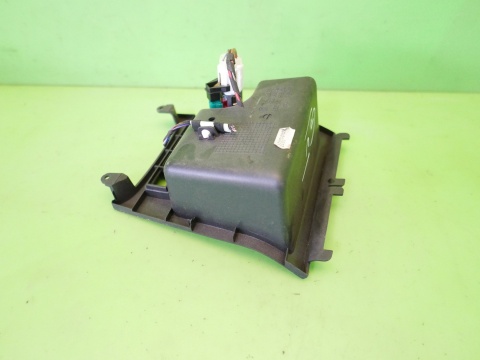 Półka schowek kieszeń tunelu gniazdo 12V VW GOLF V 1K 03-09