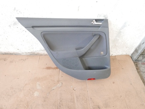 Boczek tapicerka drzwi lewa tył VW GOLF V 1K HB 5D 03-09