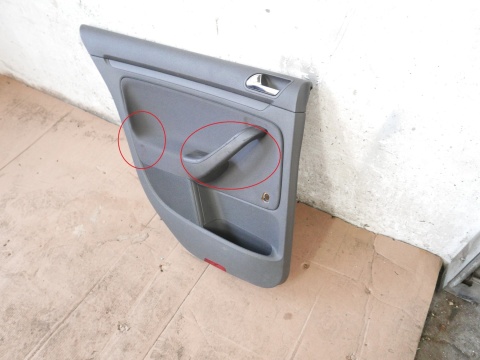 Boczek tapicerka drzwi lewa tył VW GOLF V 1K HB 5D 03-09