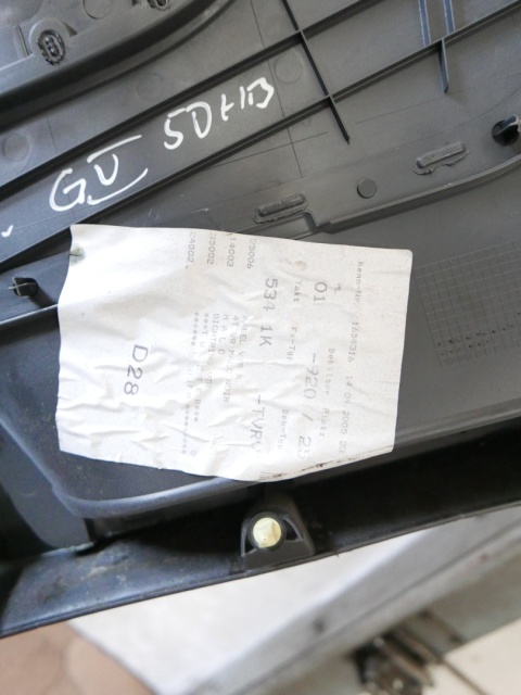 Boczek tapicerka drzwi prawa przód VW GOLF V 1K HB 5D 03-09