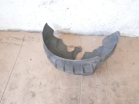 Nadkole prawe tył VW GOLF V 1K HB 5D 03-09