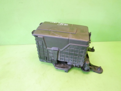 Obudowa osłona podstawa akumulatora 1K0915443A VW GOLF V 1K 1.4 16V 03-09