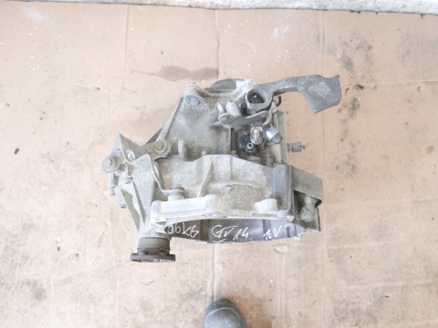 Skrzynia 5 biegów FXQ manualna VW GOLF V 1K 1.4 16V 03-09