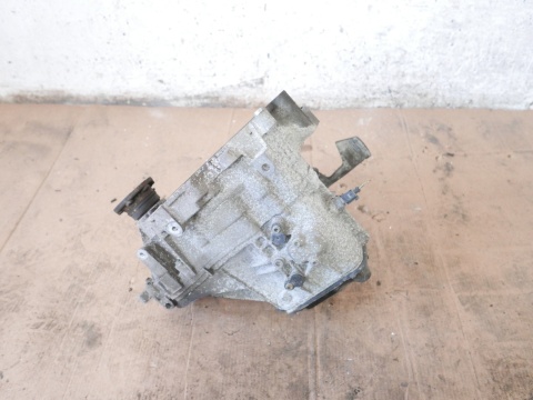 Skrzynia 5 biegów FXQ manualna VW GOLF V 1K 1.4 16V 03-09
