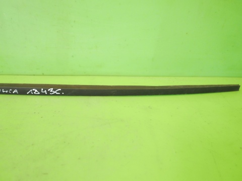 Listwa uszczelka szyby czołowej lewa przód 1K0854319F VW GOLF V 1K 03-09