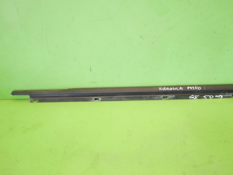 Listwa zgarniająca lewa przód VW GOLF V 1K HB 5D 03-09