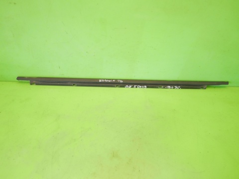 Listwa zgarniająca lewa tył VW GOLF V 1K HB 5D 03-09