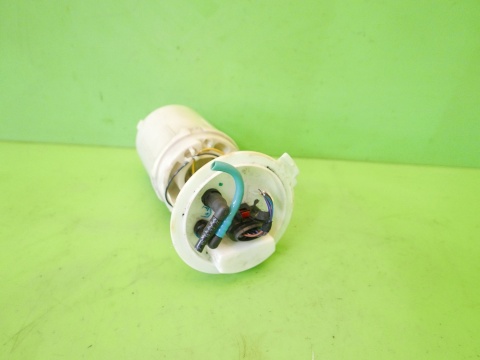 Pompa pompka paliwa 1K0919051M VW GOLF V 1K 1.4 16V HB 03-09