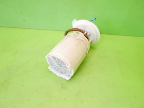 Pompa pompka paliwa 1K0919051M VW GOLF V 1K 1.4 16V HB 03-09