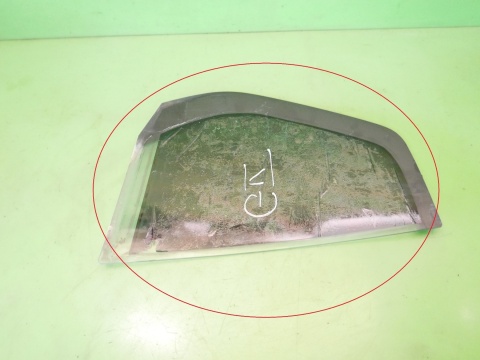 Szyba drzwiowa lewa tył mała VW GOLF V 1K HB 5D 03-09