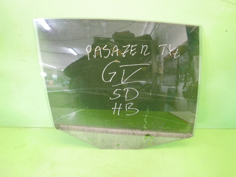 Szyba drzwiowa prawa tył duża VW GOLF V 1K HB 5D 03-09