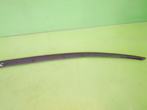 Listwa uszczelka szyby czołowej prawa przód 1K0854320F VW GOLF V 1K 03-09