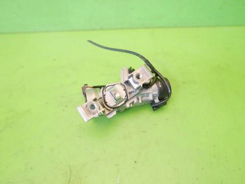 Zestaw stacyjka wkładka lewa przód grot kluczyka VW GOLF V 1K 1.4 16V 03-09