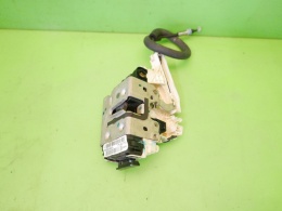 Centralny zamek prawy przód P04589916AD 4pin FIAT FREEMONT I 11-15