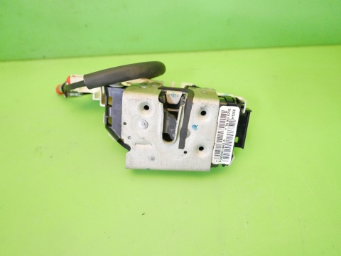 Centralny zamek prawy tył P04589914AD 4pin FIAT FREEMONT I 11-15