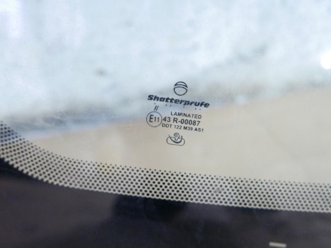 Szyba przód przednia czołowa FIAT FREEMONT I 11-15