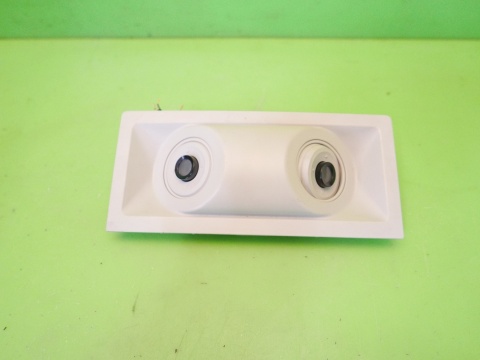 Lampka oświetlenie kabiny przód FIAT FREEMONT I 11-15