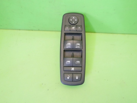 Panel przełącznik szyb lusterek lewy przód 56046826AC FIAT FREEMONT I 11-15