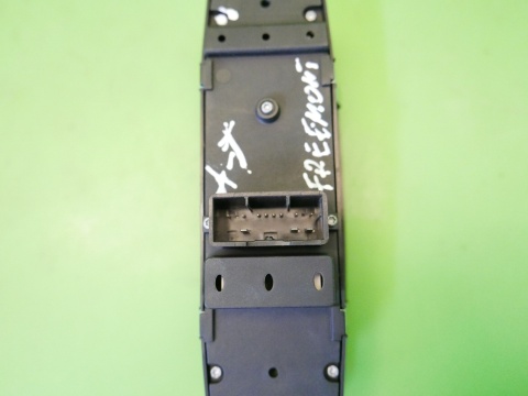 Panel przełącznik szyb lusterek lewy przód 56046826AC FIAT FREEMONT I 11-15