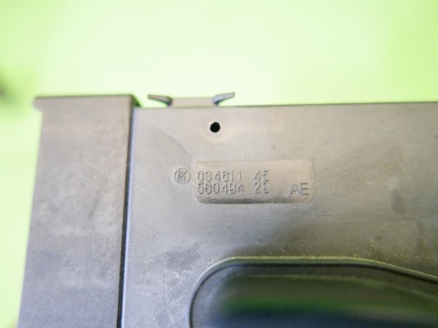 Panel przełącznik regulacji fotela lewy przód 56049429AE FIAT FREEMONT I