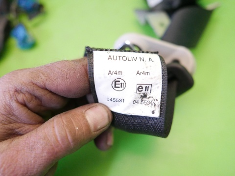 Pas bezpieczeństwa prawy tył III rząd FIAT FREEMONT I 11-15