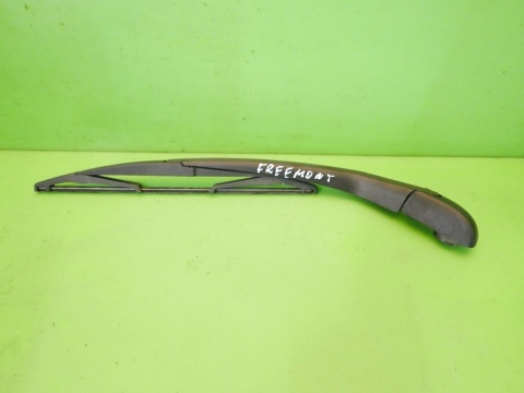 Ramię wycieraczki tył FIAT FREEMONT I 11-15