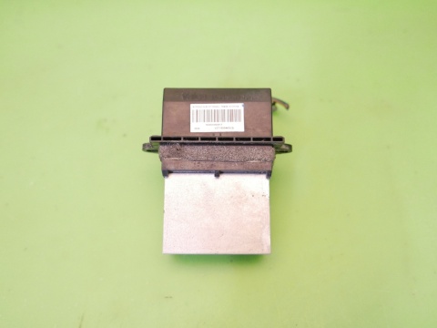 Opornik rezystor wentylatora dmuchawy tył VTZ1000443U FIAT FREEMONT I 11-15