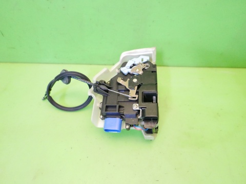 Centralny zamek drzwi prawy przód 3D1837016 9pin VW GOLF V 1K HB 5D 03-09