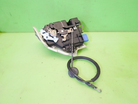 Centralny zamek drzwi prawy przód 3D1837016 9pin VW GOLF V 1K HB 5D 03-09