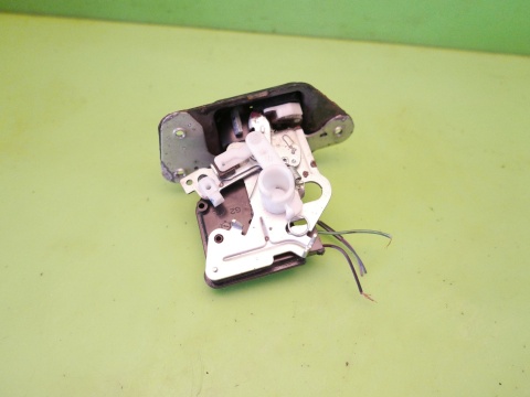 Centralny zamek klapy tył bagażnika FIAT FREEMONT I 11-15