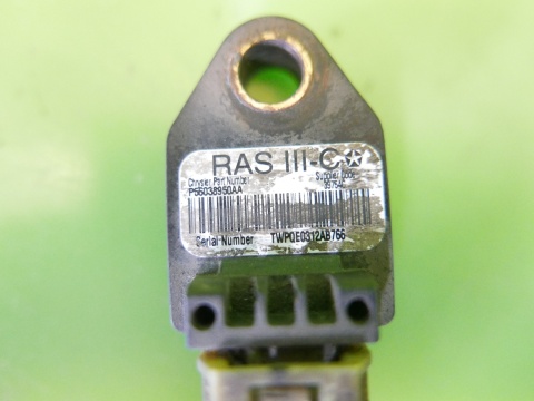 Czujnik uderzenia przód 56038950AA FIAT FREEMONT I 11-15