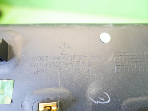 Osłona zaślepka deski lewa FIAT FREEMONT I 11-15