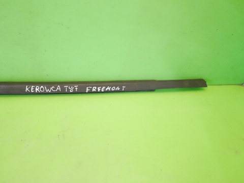 Listwa zgarniająca zewnętrzna lewa tył FIAT FREEMONT I 11-15