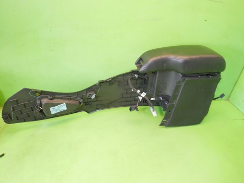 Podłokietnik schowek FIAT FREEMONT I 11-15