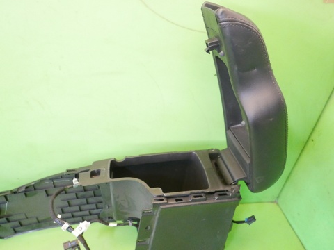 Podłokietnik schowek FIAT FREEMONT I 11-15