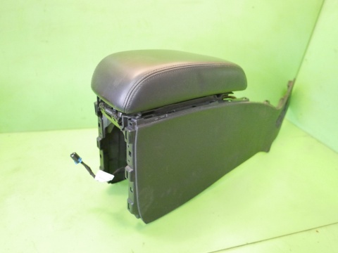 Podłokietnik schowek FIAT FREEMONT I 11-15