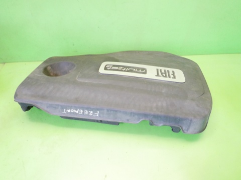 Osłona obudowa pokrywa silnika górna 04627390AB FIAT FREEMONT I 2.0 D MJET