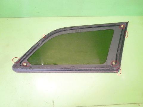 Szyba karoseryjna lewa tył AS3 ciemna FIAT FREEMONT I 11-15