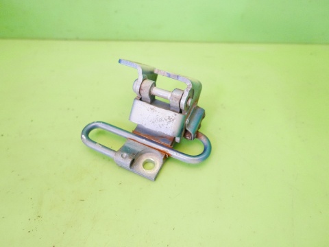 Zawias ogranicznik drzwi lewy przód dół LC5G VW GOLF V 1K HB 5D 03-09